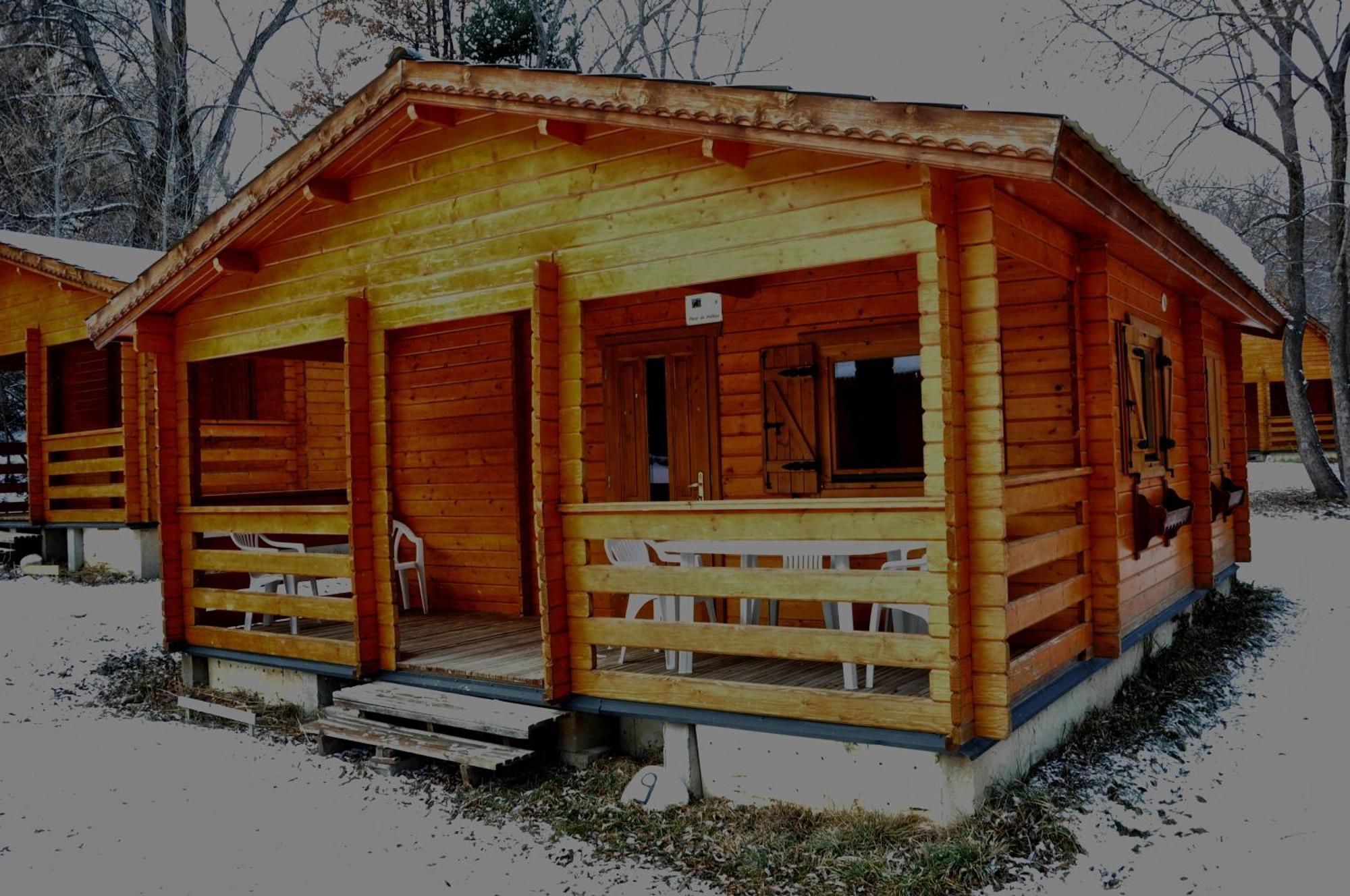 Camping, Hotel De Plein Air Les Cariamas 샤토루 객실 사진