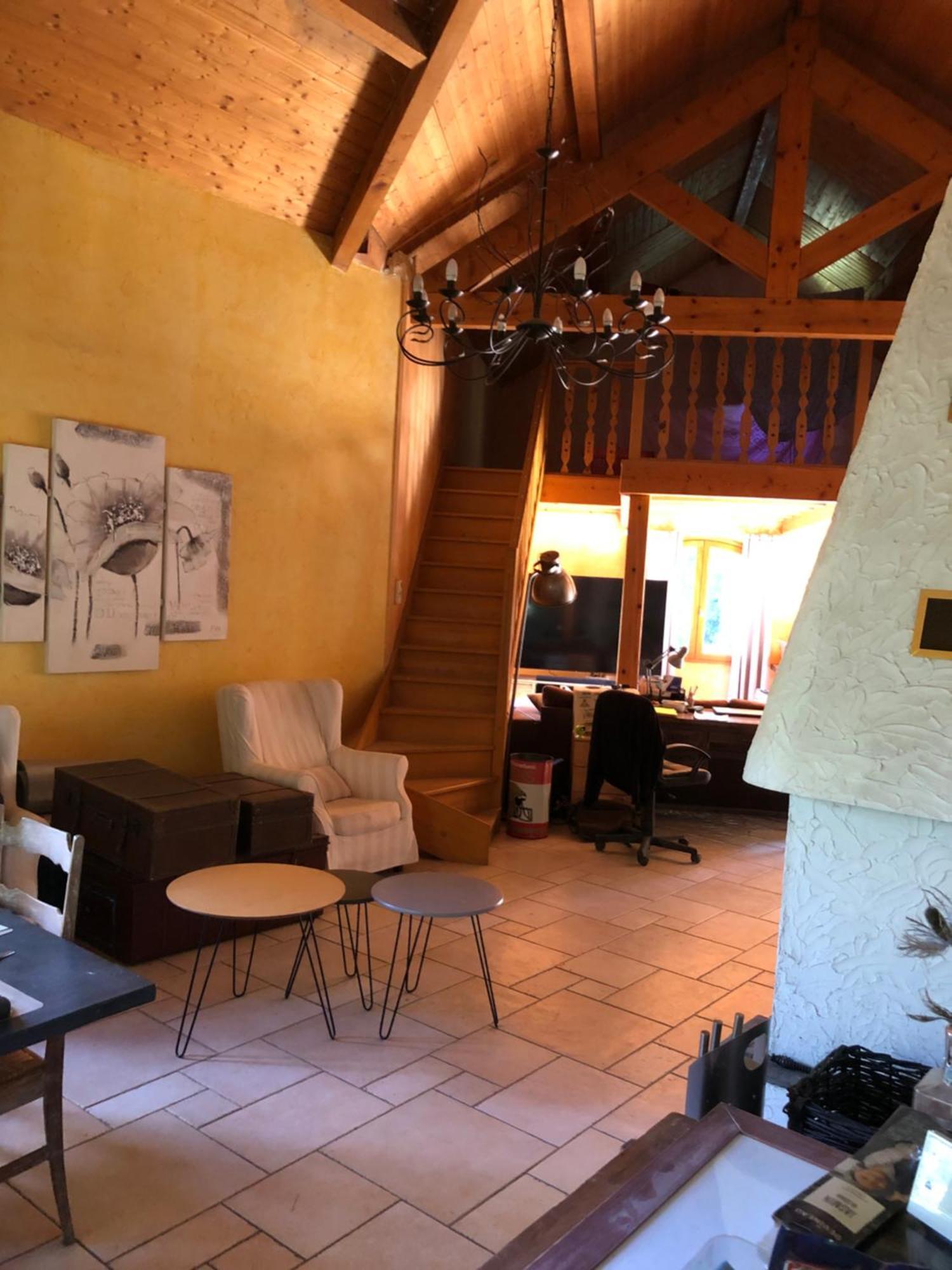 Camping, Hotel De Plein Air Les Cariamas 샤토루 외부 사진